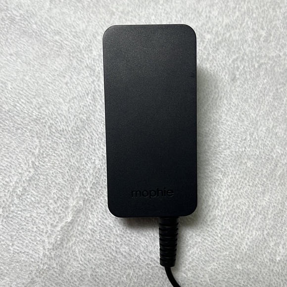 Mophie wireless charging pad - Picture 5 of 7